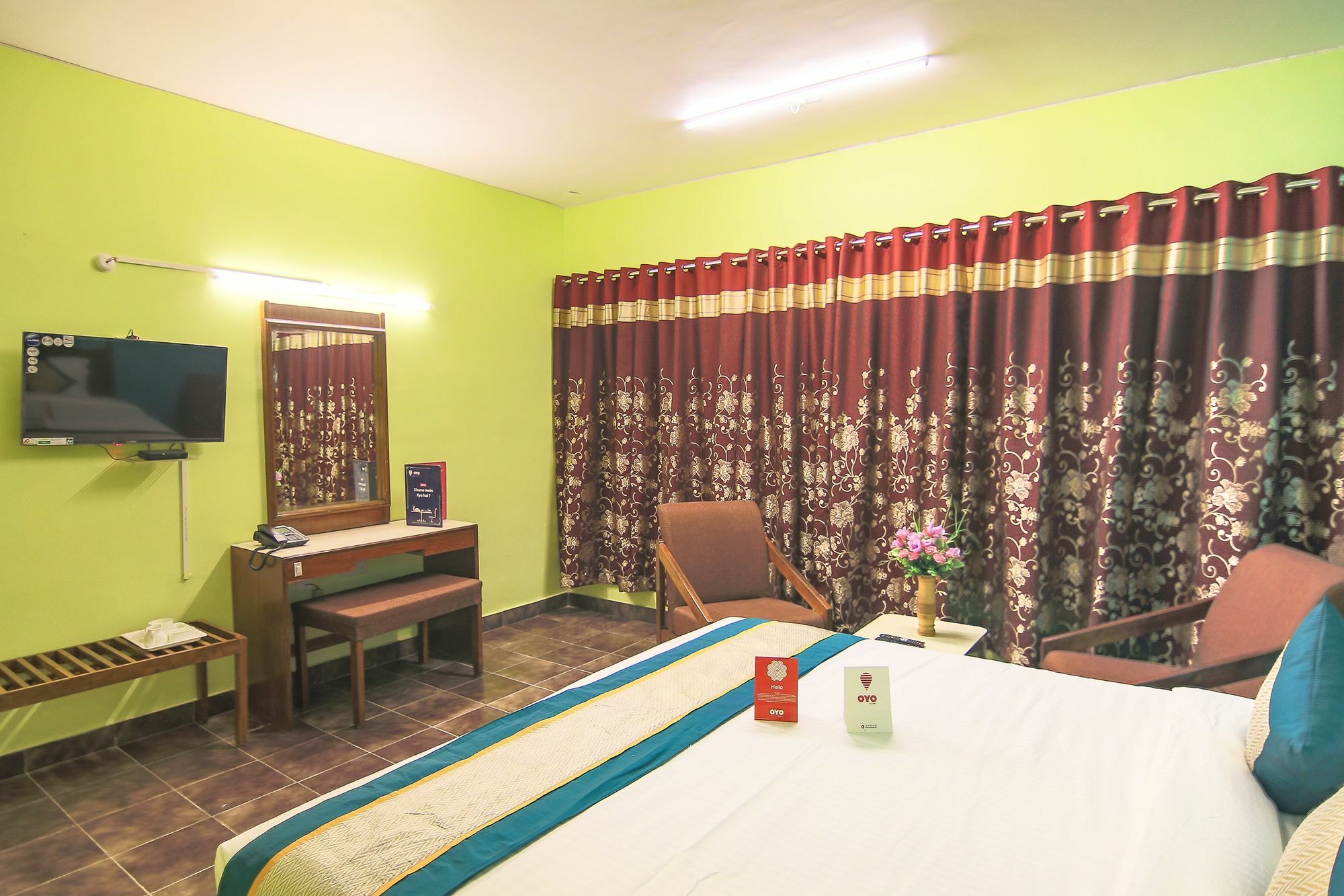 Oyo 10709 Hotel Sbt Визакхапатнам Екстериор снимка